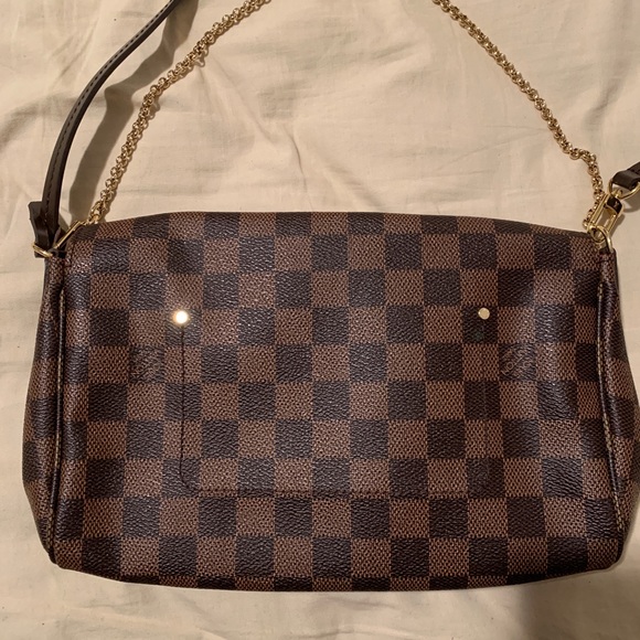 LV Cross Body Bag - Picture 3 of 11